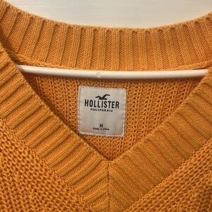Yellow v-neck knit sweater women’s Medium. In great condition. Hollister brand